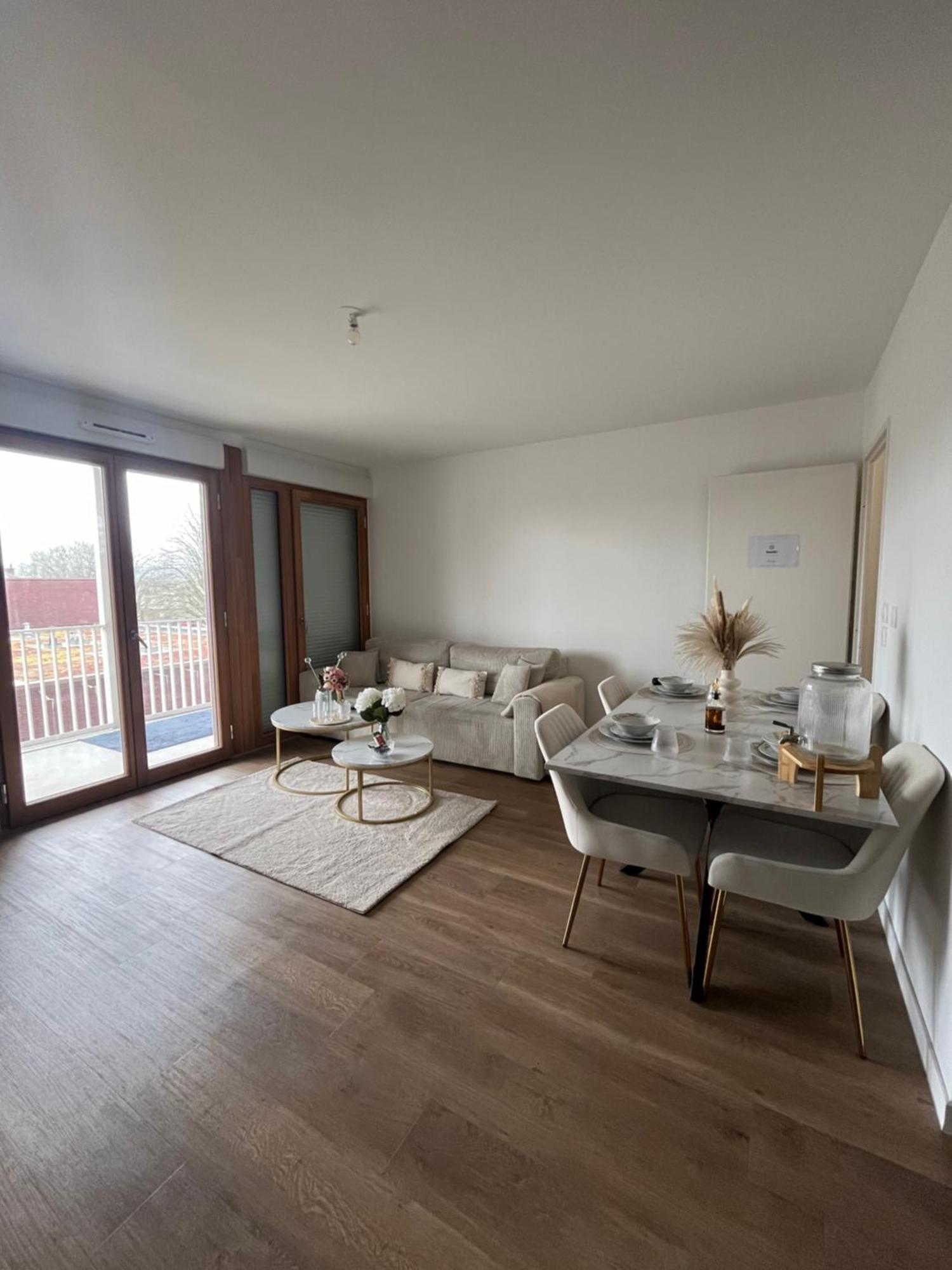 Appartement Luxueux Au Coeur De Rijsel Buitenkant foto